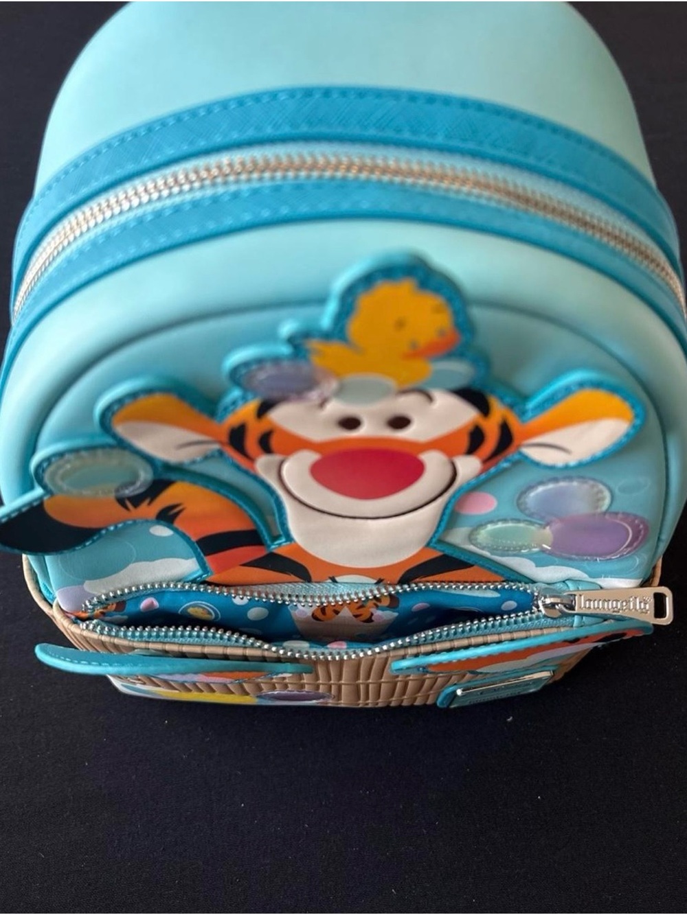NWT Loungefly Tigger bath time Mini Backpack with Orange Accents - Picture 2 of 6